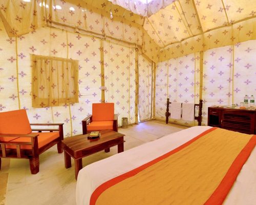 Deluxe Swiss tents (1)