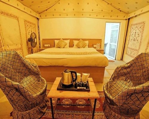 Super Deluxe Tents (2)